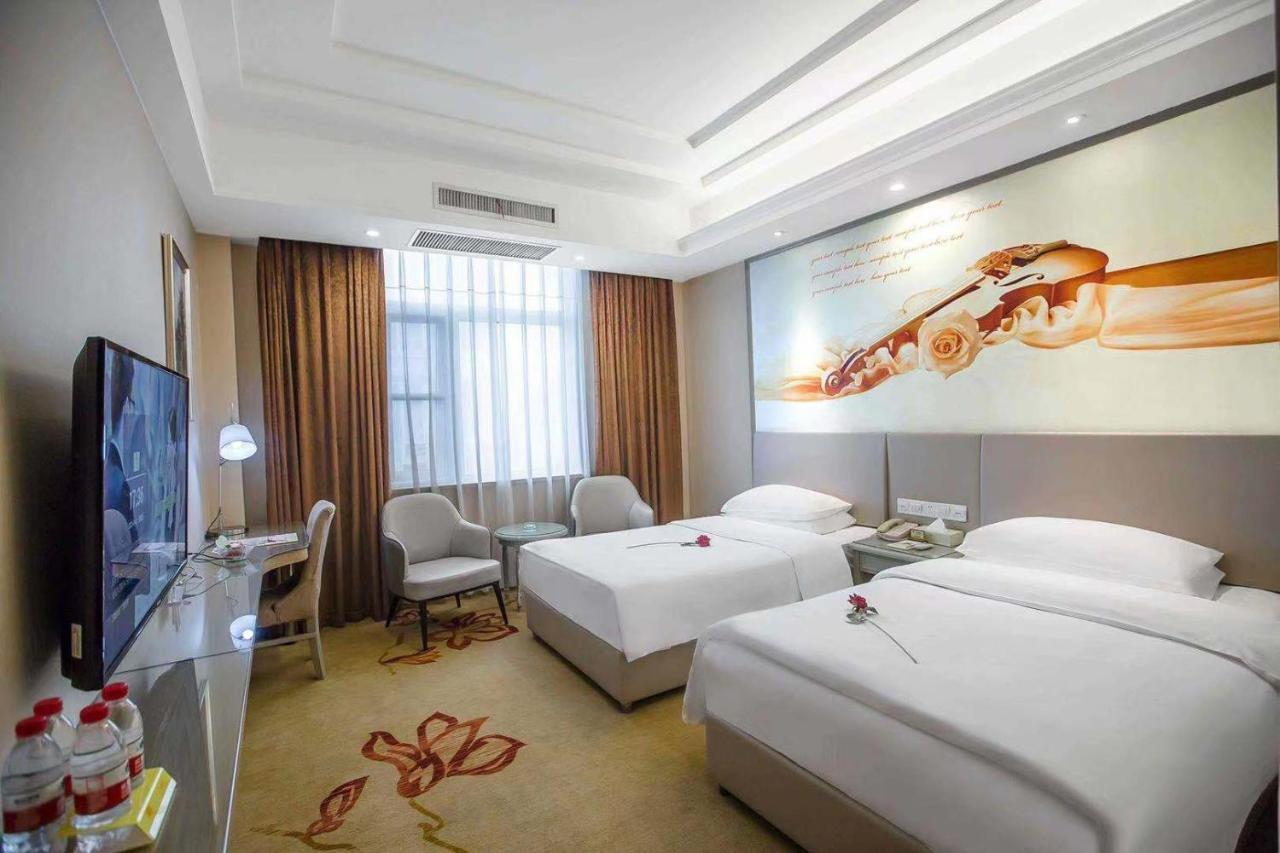 Vienna Hotel Nanyang People Road Экстерьер фото